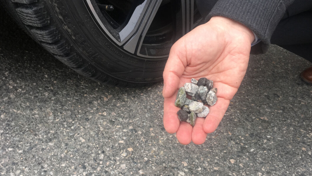 SMÅTT BLIR STORT: Småstein som disse forårsaker skader for kjempebeløp. SMÅTT BLIR STORT: Småstein som disse forårsaker skader for kjempebeløp.