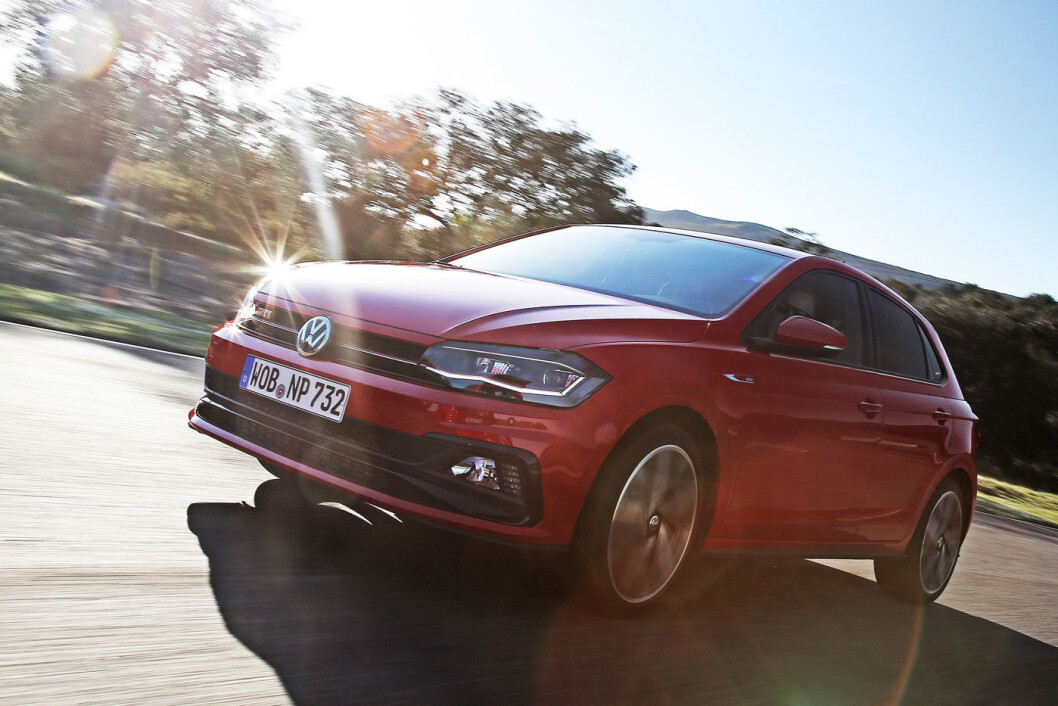 KALLES INN: Nær 1000 slike VW Polo kalles inn for å få fikset en konstruksjonsfeil ved sikkerhetsbeltet i baksetet. KALLES INN: Nær 1000 slike VW Polo kalles inn for å få fikset en konstruksjonsfeil ved sikkerhetsbeltet i baksetet.
