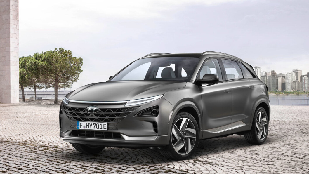 SMARTE LINJER: – For oss markerer Nexo en milepæl, og for Hyundai er den sammen med KONA electric en svært viktig elektrisk nyhet i 2018, sier produktsjef Øyvind L. Knudsen i Hyundai. Foto: Hyundai Motor SMARTE LINJER: – For oss markerer Nexo en milepæl, og for Hyundai er den sammen med KONA electric en svært viktig elektrisk nyhet i 2018, sier produktsjef Øyvind L. Knudsen i Hyundai. Foto: Hyundai Motor