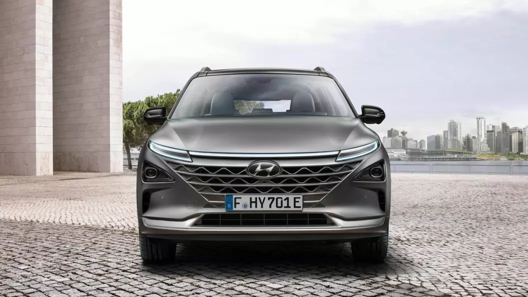 SATSER STORT: Sør-Korea forventer 67.000 hydrogenbiler, som Hyundai Nexo, på veiene i landet om tre år.