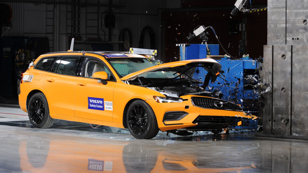 BOM STOPP: Den nye fullbrems-teknologien reduserer farten før kollisjonsøyeblikket med inntil 10 km/t, tror Volvo. Foto: Volvo Cars BOM STOPP: Den nye fullbrems-teknologien reduserer farten før kollisjonsøyeblikket med inntil 10 km/t, tror Volvo. Foto: Volvo Cars