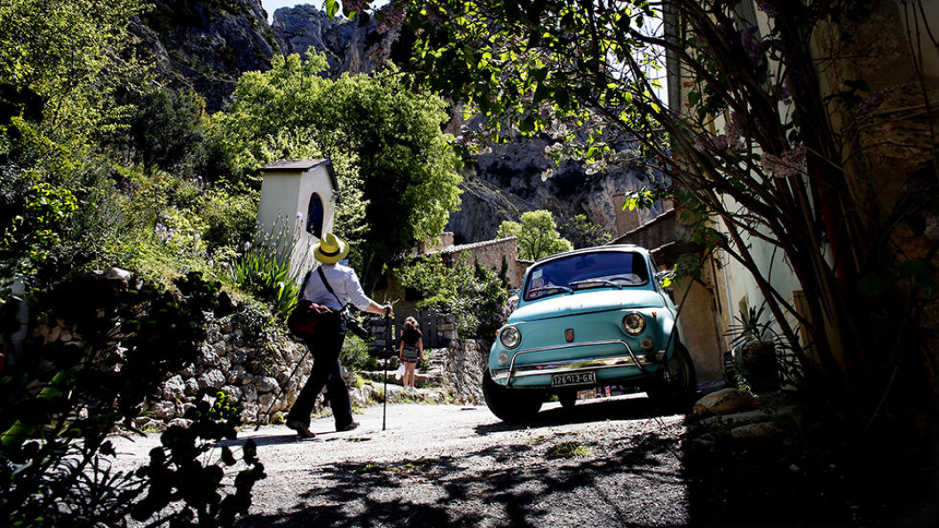 BILFERIE I PROVENCE: Små landsbyer, trange gater mellom gamle steinhus; dette er det sjarmerende Sør-Frankrike. Foto: Kristin Svorte BILFERIE I PROVENCE: Små landsbyer, trange gater mellom gamle steinhus; dette er det sjarmerende Sør-Frankrike. Foto: Kristin Svorte