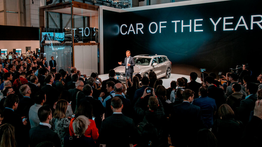 FARVEL, GENÈVE: Volvo-sjef Håkan Samuelsson i sentrum av oppmerksomheten på selskapets stand på Genève-utstillingen i vår, etter at XC40 ble kåret til Årets bil i Europa. FARVEL, GENÈVE: Volvo-sjef Håkan Samuelsson i sentrum av oppmerksomheten på selskapets stand på Genève-utstillingen i vår, etter at XC40 ble kåret til Årets bil i Europa.