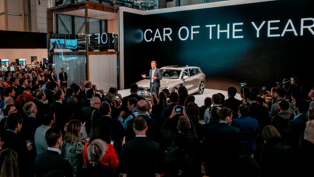 FARVEL, GENÈVE: Volvo-sjef Håkan Samuelsson i sentrum av oppmerksomheten på selskapets stand på Genève-utstillingen i vår, etter at XC40 ble kåret til Årets bil i Europa. FARVEL, GENÈVE: Volvo-sjef Håkan Samuelsson i sentrum av oppmerksomheten på selskapets stand på Genève-utstillingen i vår, etter at XC40 ble kåret til Årets bil i Europa.