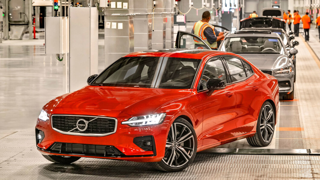RETT FRA FABRIKKEN: S60 er første Volvo «made in USA», nærmere bestemt ved selskapets nye fabrikk i Charleston, South Carolina RETT FRA FABRIKKEN: S60 er første Volvo «made in USA», nærmere bestemt ved selskapets nye fabrikk i Charleston, South Carolina
