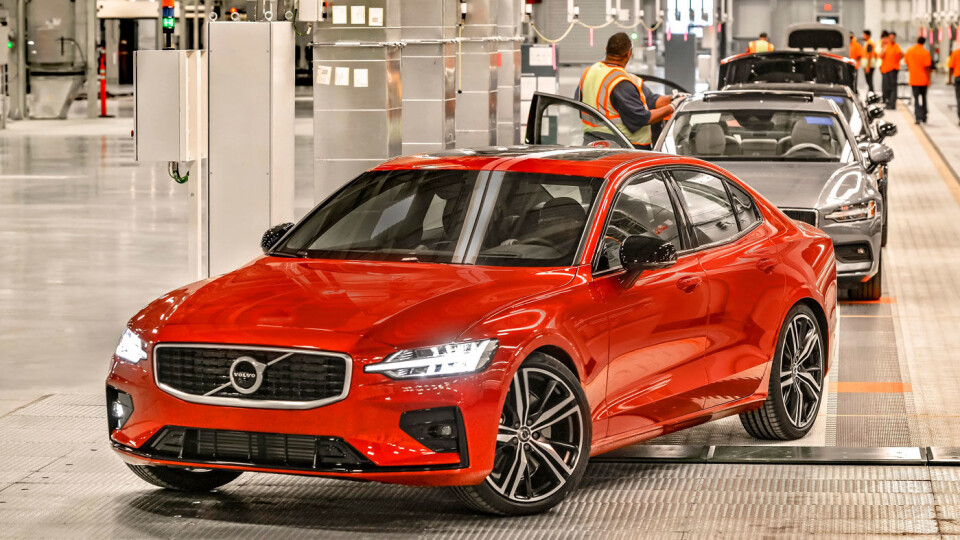 RETT FRA FABRIKKEN: S60 er første Volvo «made in USA», nærmere bestemt ved selskapets nye fabrikk i Charleston, South Carolina RETT FRA FABRIKKEN: S60 er første Volvo «made in USA», nærmere bestemt ved selskapets nye fabrikk i Charleston, South Carolina