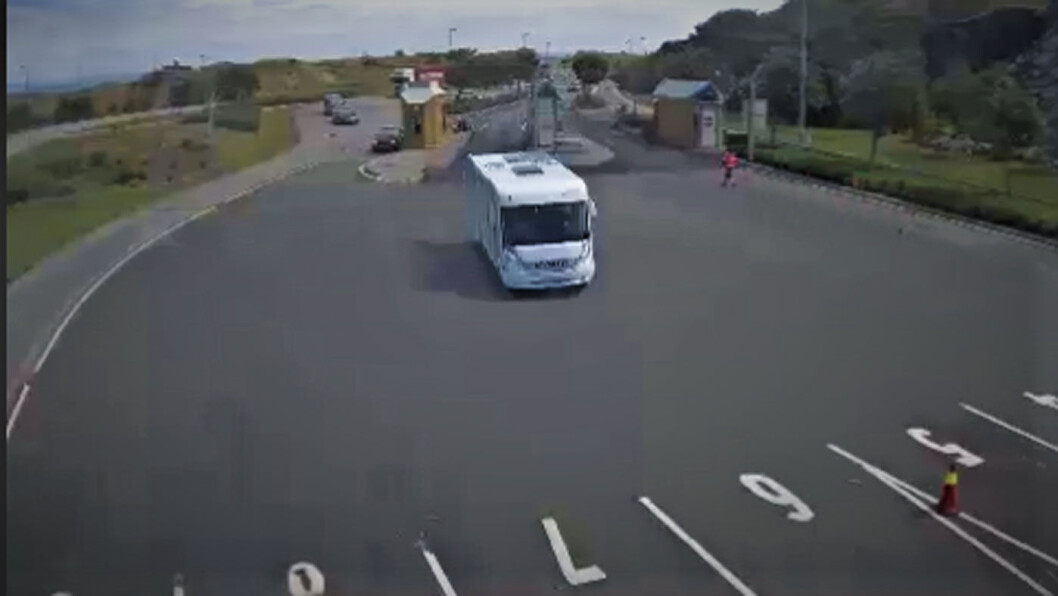 DIREKTEBILDER: Slik så det ut da Motor sjekket inn på kameraet på Mortavika ferjekai. Foto: Skjermdump av webkamera DIREKTEBILDER: Slik så det ut da Motor sjekket inn på kameraet på Mortavika ferjekai. Foto: Skjermdump av webkamera