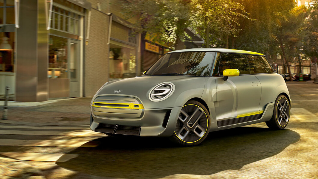 FARGERIK: Mini er tilbake på ren elektrisitet, forhåpentligvis i langt flere utgaver enn for drøye 10 år siden. De gule fargedetaljene kjennetegner elmodellen. Foto: Mini FARGERIK: Mini er tilbake på ren elektrisitet, forhåpentligvis i langt flere utgaver enn for drøye 10 år siden. De gule fargedetaljene kjennetegner elmodellen. Foto: Mini