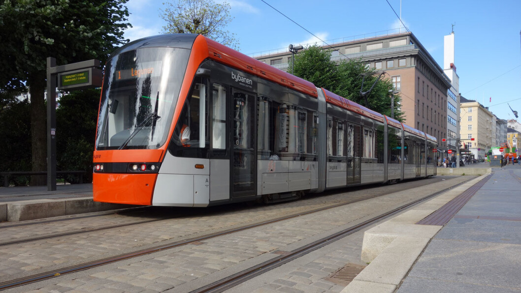 POPULÆR: Bybanen vinner reisende i Bergen etter utvidelsen. Nå står banen for hver femte kollektivreise i Bergensområdet. Foto: Pascal Volk POPULÆR: Bybanen vinner reisende i Bergen etter utvidelsen. Nå står banen for hver femte kollektivreise i Bergensområdet. Foto: Pascal Volk