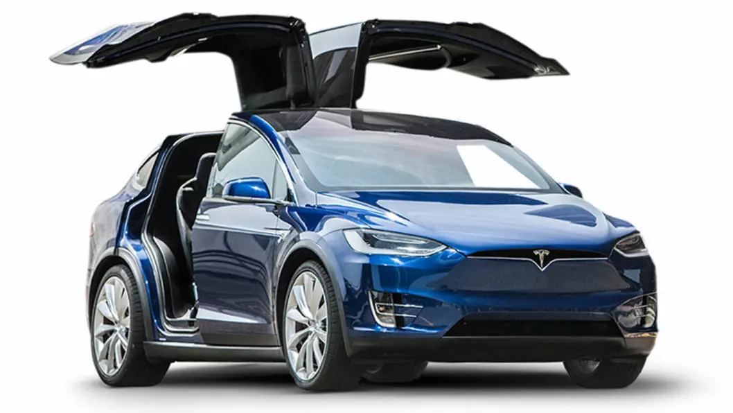 LAKKPROBLEMER: Bilkunden oppdaget problemer med lakken, og da Tesla omlakkerte hele bilen ble det bare verre. Her er en Model X i feilfri utgave. Foto: Illustrasjonsbilde