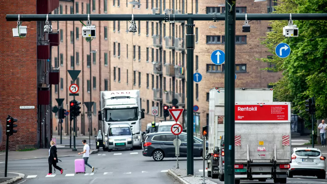 NY HVERDAG: Fra 1. juni er det 83 bomstasjoner i stor-Oslo. Senere kommer bommene på de nye hovedfartsårene ut av byen, øst- og vestkorridoren. Foto: Tomm W. Christiansen