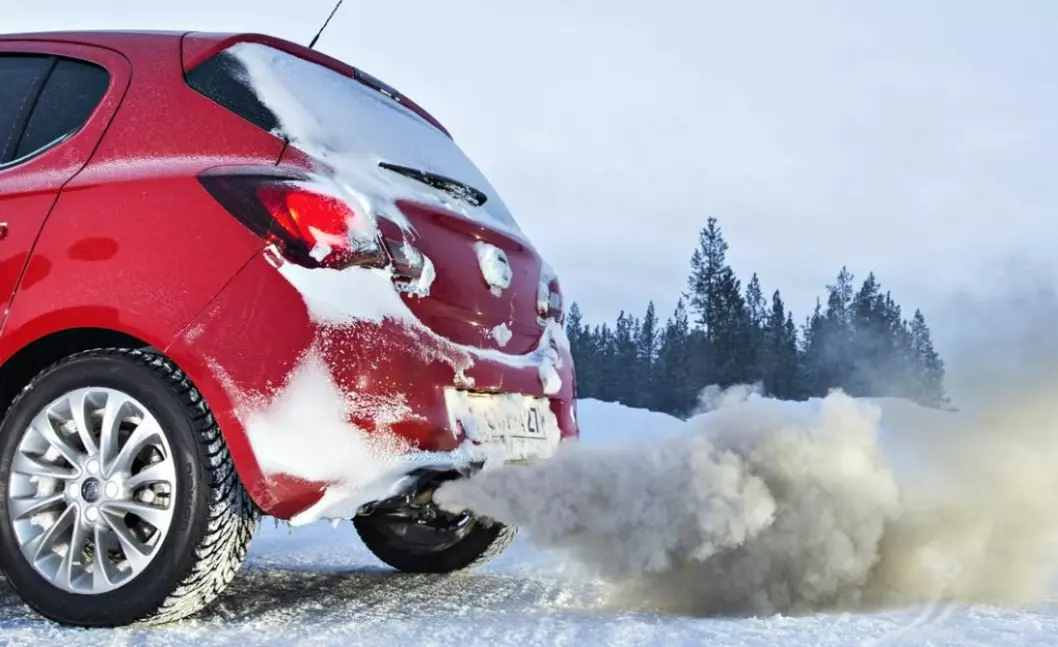 ØKER DRAMATISK: Både forbruk og utslipp av NOx øker dramatisk sammenliknet med EU-testene, når bilene kjøres under vinterforhold i Norge. Foto: Matti Pentikainen