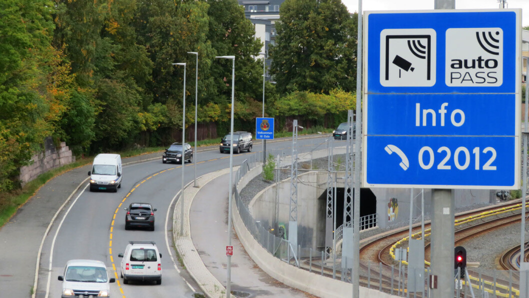 HUSKEREGEL: Har husstanden mer enn én bil og dere ofte må gjennom bomringen, lønner det seg å bruke den ene bilen mest mulig. HUSKEREGEL: Har husstanden mer enn én bil og dere ofte må gjennom bomringen, lønner det seg å bruke den ene bilen mest mulig.