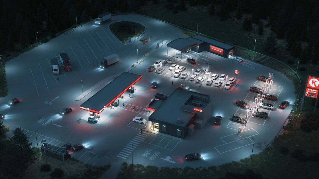 BENSINLADESTASJON: Om noen uker vil Circle K på Kjerlingland utenfor Lillesand ha en kombinasjon av 26 hurtigladere for ulike typer elbiler, åtte fyllepunkter for personbiler og to fyllepunkter for lastebiler. På lengre sikt skal antallet hurtigladere øke til 50. BENSINLADESTASJON: Om noen uker vil Circle K på Kjerlingland utenfor Lillesand ha en kombinasjon av 26 hurtigladere for ulike typer elbiler, åtte fyllepunkter for personbiler og to fyllepunkter for lastebiler. På lengre sikt skal antallet hurtigladere øke til 50.