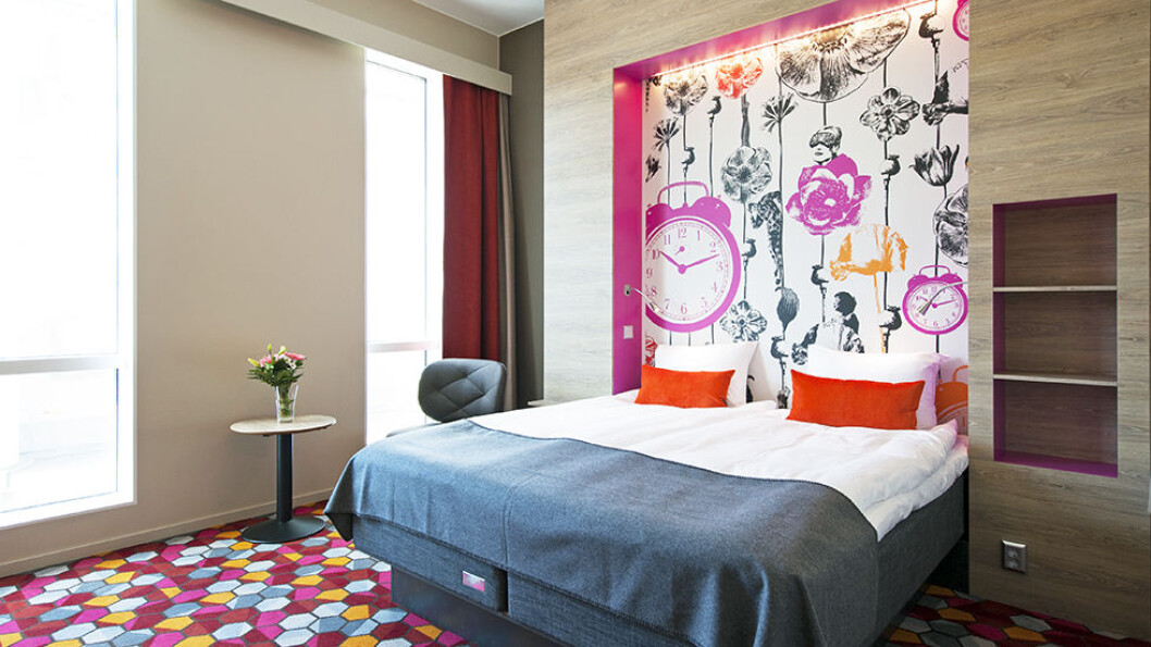 FARGERIKT: Lyse og fargerike rom på Motel L. Foto: Philip Laurell/Motel L FARGERIKT: Lyse og fargerike rom på Motel L. Foto: Philip Laurell/Motel L