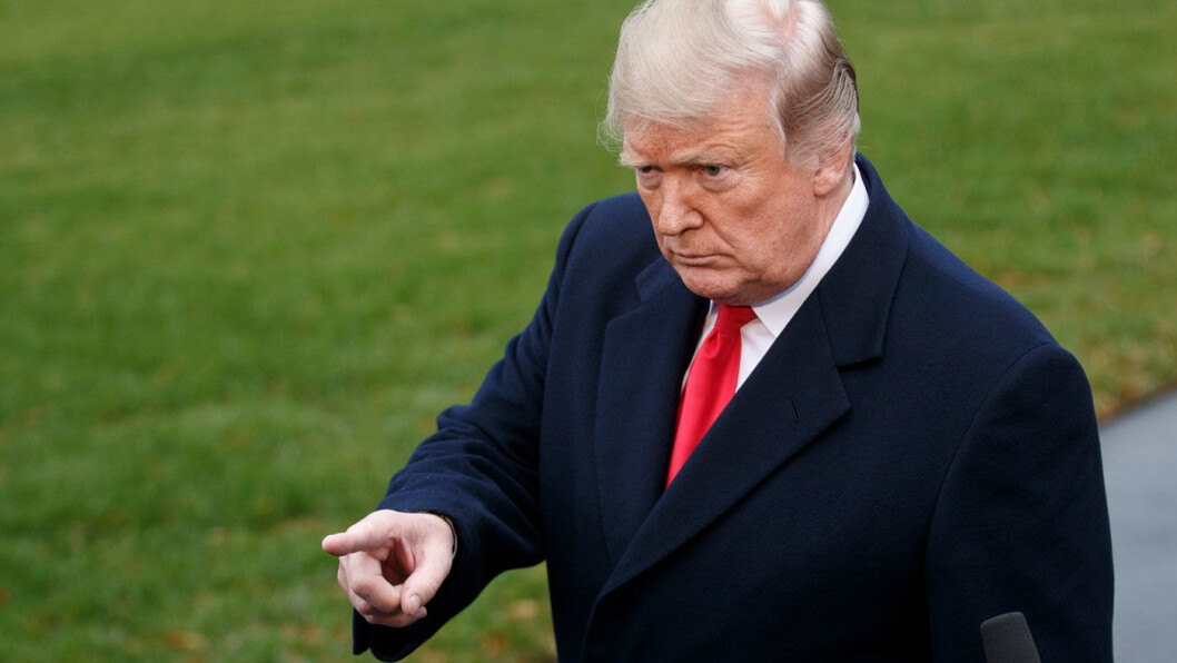 SINT: President Donald Trump langer ut mot USAs største bilprodusent, etter at GM har varslet oppsigelse av 15 prosent av arbeidsstyrken. Foto: EPA SINT: President Donald Trump langer ut mot USAs største bilprodusent, etter at GM har varslet oppsigelse av 15 prosent av arbeidsstyrken. Foto: EPA