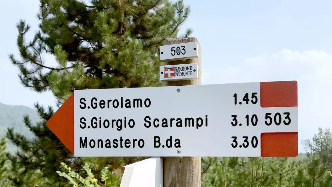 GODT TILRETTELAGT: Over store deler av Piemonte er det tilrettelagt for fotturer. Her oppgis turene i tid, ikke i kilometer.&nbsp;
