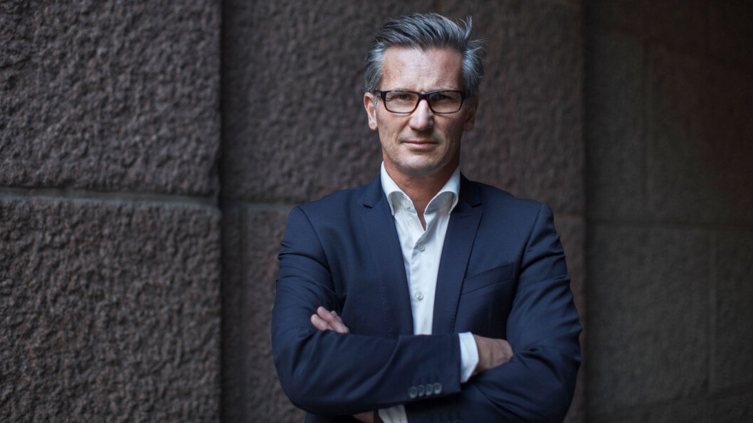 FARVEL TIL BOM? Datatilsynet og direktør Bjørn Erik Thon mener nå at man kan løse spørsmålet om satelittbasert veiprising. Det kan bety at veiprising kan være på plass om fem-seks år. Foto: Åsa Mikkelsen FARVEL TIL BOM? Datatilsynet og direktør Bjørn Erik Thon mener nå at man kan løse spørsmålet om satelittbasert veiprising. Det kan bety at veiprising kan være på plass om fem-seks år. Foto: Åsa Mikkelsen