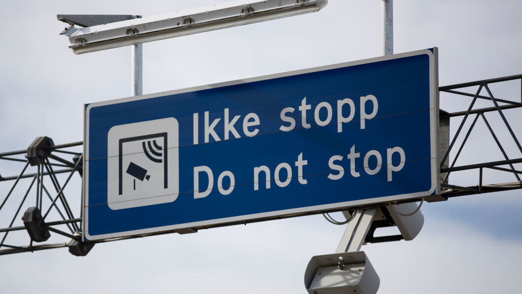 KJØRER PÅ: Hvor skal man plassere bommene som skal finanisere den nye østkorridoren fra Klemetsrud til Alna i Oslo? Statens vegvesen sliter med å finne plass. Foto: Espen Røst KJØRER PÅ: Hvor skal man plassere bommene som skal finanisere den nye østkorridoren fra Klemetsrud til Alna i Oslo? Statens vegvesen sliter med å finne plass. Foto: Espen Røst