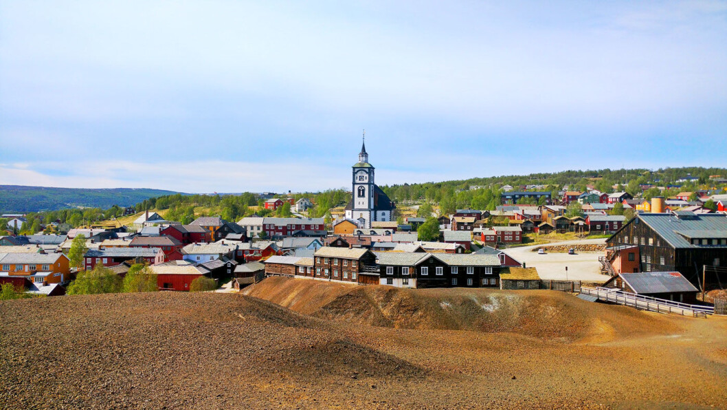EN AV EUROPAS ELDSTE TREBYER: Røros er som et levende museum. Det er lys i husene, og aktivitet i gatene i den gamle gruvebyen. Foto: Markus Tacker/Flickr EN AV EUROPAS ELDSTE TREBYER: Røros er som et levende museum. Det er lys i husene, og aktivitet i gatene i den gamle gruvebyen. Foto: Markus Tacker/Flickr