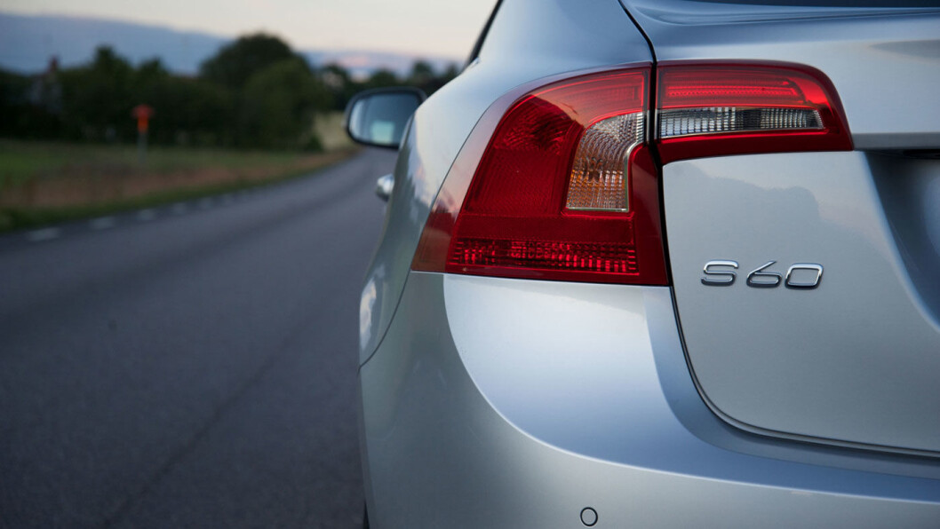 KALLES INN: Eiere av diesel-Volvo’er fra 2015 og 2016 – som denne S60-utgaven – kan få innkalling for å få skiftet bilens drivstoffslange. KALLES INN: Eiere av diesel-Volvo’er fra 2015 og 2016 – som denne S60-utgaven – kan få innkalling for å få skiftet bilens drivstoffslange.