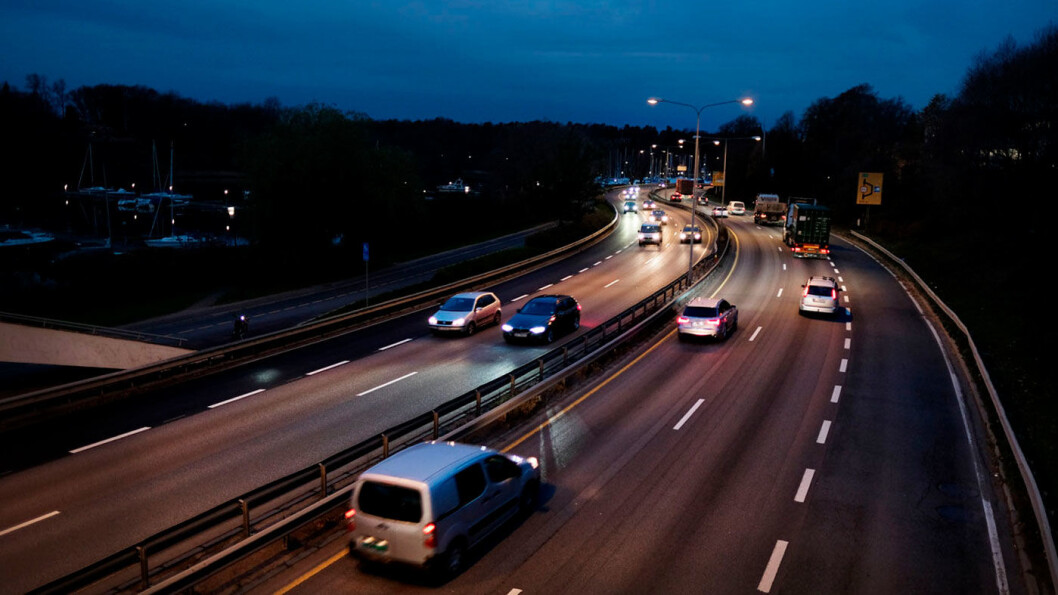 ØKT FART: Miljøfartsgrensen på strekninger som denne mellom Hjortnes og Lysaker utenfor Oslo blir nå fjernet. Foto: Jon Terje Hellgren Hansen ØKT FART: Miljøfartsgrensen på strekninger som denne mellom Hjortnes og Lysaker utenfor Oslo blir nå fjernet. Foto: Jon Terje Hellgren Hansen