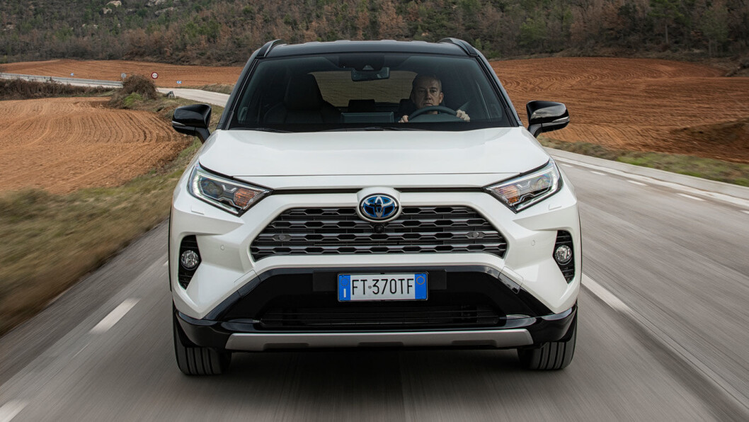 POPULÆR: Hybridbiler – som Toyotas nye RAV4 – er populære blant Europas bilkjøpere. POPULÆR: Hybridbiler – som Toyotas nye RAV4 – er populære blant Europas bilkjøpere.