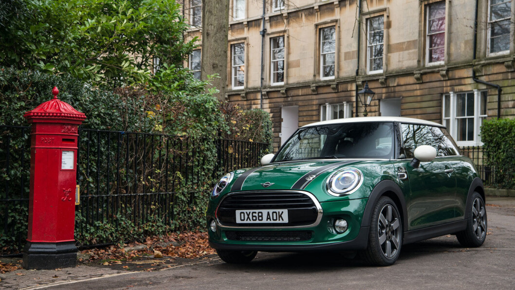 RULE BRITANNIA: MINI «60 years» markerer et jubileum for premium-småbilen fra Bayerische Motoren Werke. RULE BRITANNIA: MINI «60 years» markerer et jubileum for premium-småbilen fra Bayerische Motoren Werke.