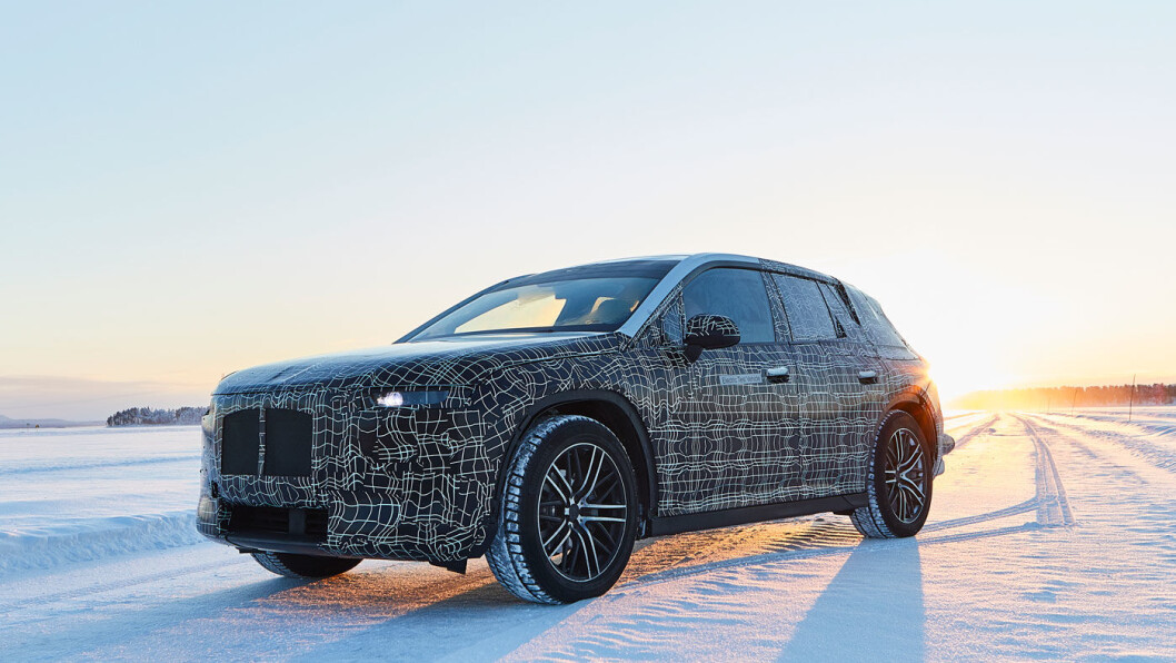 VINTERTEST: Her er BMWs elektriske flaggskip, den store SUV’en iNEXT, ute og tester vinteregenskapene i Arjeplog, Nord i Sverige. VINTERTEST: Her er BMWs elektriske flaggskip, den store SUV’en iNEXT, ute og tester vinteregenskapene i Arjeplog, Nord i Sverige.