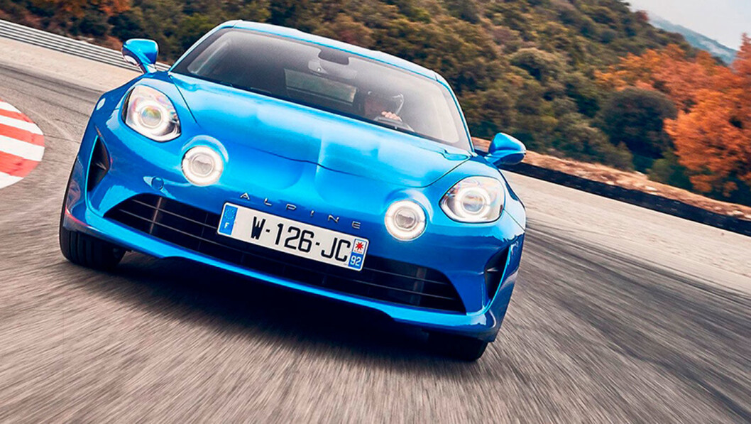 HELT I TOPPEN: Alpine A110 utfordret den langt større og tyngre Jaguar I-Pace. HELT I TOPPEN: Alpine A110 utfordret den langt større og tyngre Jaguar I-Pace.