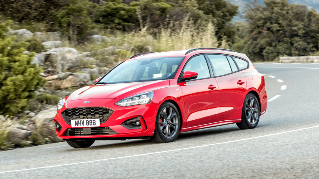 STILIG: Ford Focus er blitt en lekker bil i stasjonsvognutgave. Spesielt liker vi den i en litt mer sporty ST-versjon. STILIG: Ford Focus er blitt en lekker bil i stasjonsvognutgave. Spesielt liker vi den i en litt mer sporty ST-versjon.