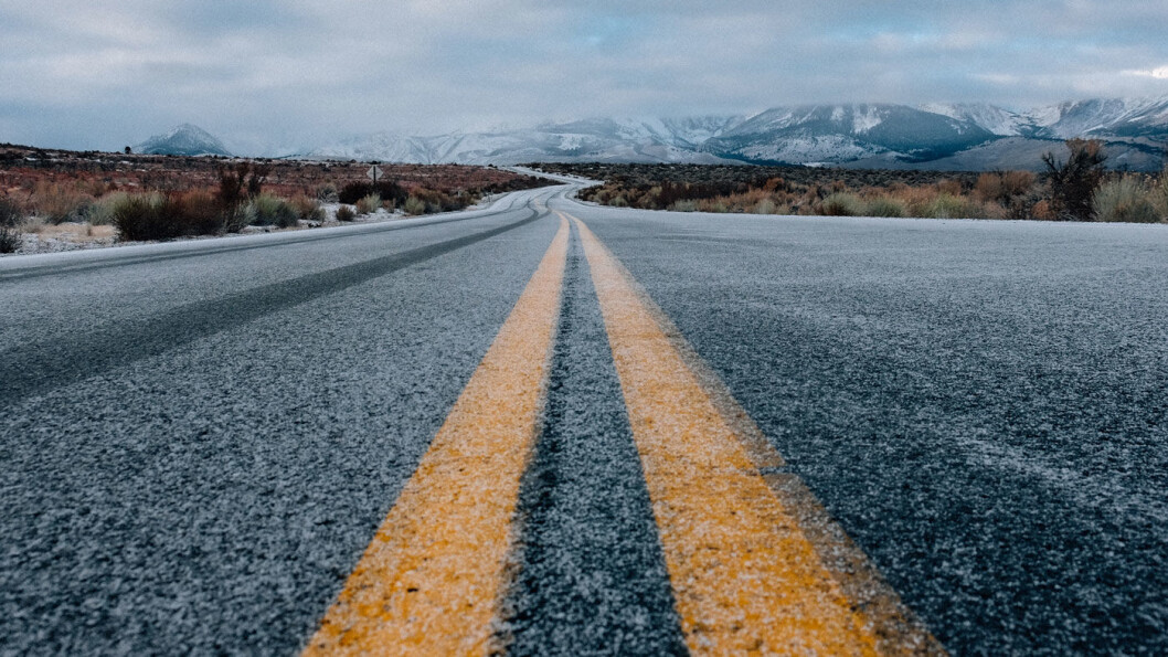 FØRSTE TIL VENSTRE: Bare i en norsk kommune kjørte gjennomsnittsbilisten over 15 000 km i 2018. Foto: Amanda Sandlin/Unsplash FØRSTE TIL VENSTRE: Bare i en norsk kommune kjørte gjennomsnittsbilisten over 15 000 km i 2018. Foto: Amanda Sandlin/Unsplash