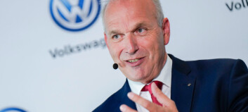 VW sparker toppsjefer over en lav sko
