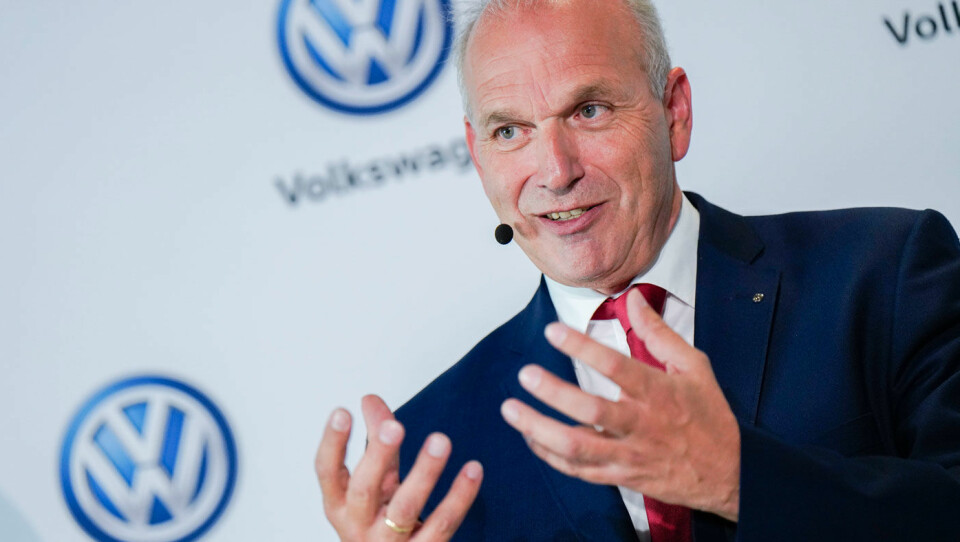 STØDIGE VALG: Sjefen for salg og marketing i Volkswagen, Jürgen Stackmann, sier at e-Golf aldri ble en fullverdig elbil, og at det var enkelt å vrake den til fordel for ID.3. Foto: Volkswagen AG