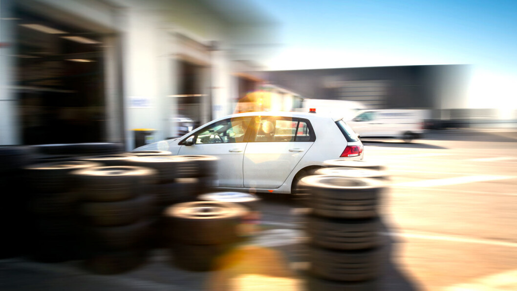 DETTE KAN DU SPARE: Motor har hentet inn priser hos seks dekkforhandlere på vinnerne av Motors to dekktester: Fulda Ecocontrol HP blant de rimeligere dekkene og Continental Premiumcontact 6 blant de såkalte Premium-dekkene. Foto: Niklas Carle DETTE KAN DU SPARE: Motor har hentet inn priser hos seks dekkforhandlere på vinnerne av Motors to dekktester: Fulda Ecocontrol HP blant de rimeligere dekkene og Continental Premiumcontact 6 blant de såkalte Premium-dekkene. Foto: Niklas Carle