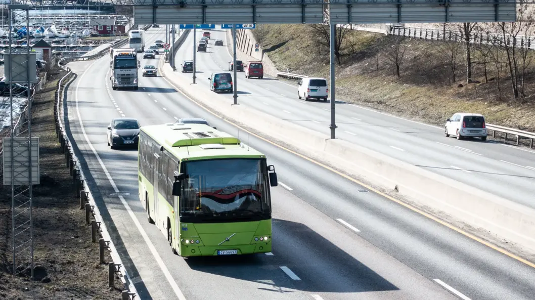 KØUTSATT: E18 ved Sandvika, et av mange områder som ofte er preget av køer. KØUTSATT: E18 ved Sandvika, et av mange områder som ofte er preget av køer.
