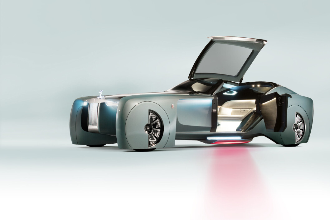 LUKSUS OG TEKNOLOGI: Framtidens Rolls-Royce blir full av luksus og ny teknologi. Foto: Rolls-Royce LUKSUS OG TEKNOLOGI: Framtidens Rolls-Royce blir full av luksus og ny teknologi. Foto: Rolls-Royce