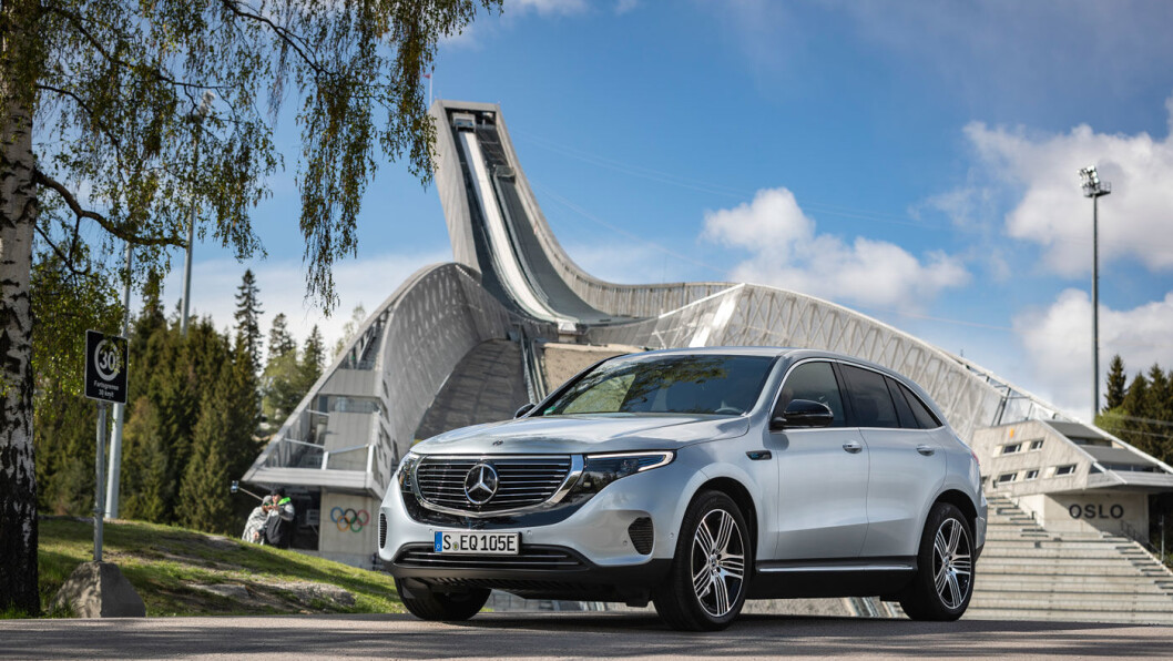 NY START: EQC markerer starten på en ny epoke for Mercedes-Benz og Daimler, som investerer 100 milliarder kroner i sin elbilsatsing de neste årene. Foto: Daimler NY START: EQC markerer starten på en ny epoke for Mercedes-Benz og Daimler, som investerer 100 milliarder kroner i sin elbilsatsing de neste årene. Foto: Daimler