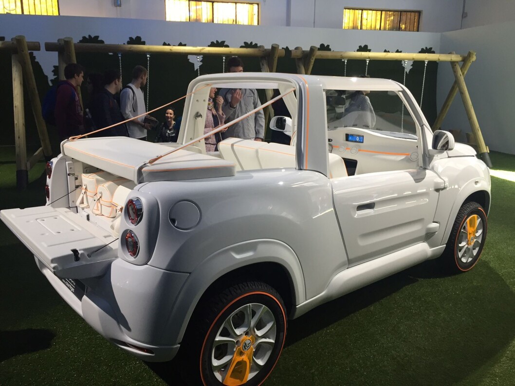 IKKE TIL NORGE: Citroëns nye, kule elbil E-Mehari ville blitt billig i Norge, men vil aldri komme hit, ifølge den norske importøren. Foto: Therese Gjerde IKKE TIL NORGE: Citroëns nye, kule elbil E-Mehari ville blitt billig i Norge, men vil aldri komme hit, ifølge den norske importøren. Foto: Therese Gjerde