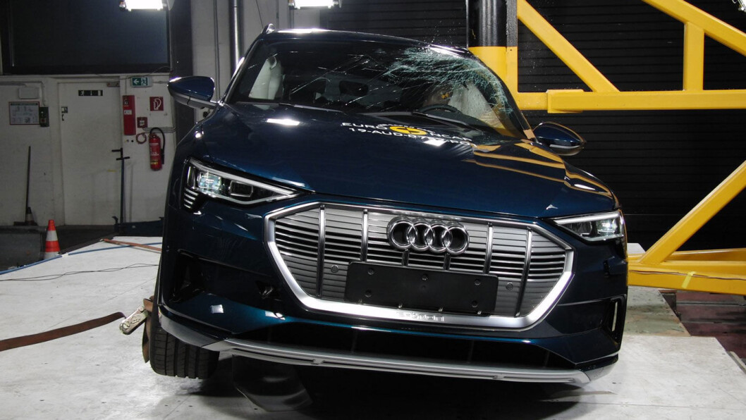SIKKER EL-SUV: Audi e-tron gjør det meget godt i den nye Euro NCAP-testen, men ikke bedre enn de to øvrige elbilene som er testet etter dagens prosedyrer, Jaguar I-Pace og Nissan Leaf. Foto: EuroNCAP SIKKER EL-SUV: Audi e-tron gjør det meget godt i den nye Euro NCAP-testen, men ikke bedre enn de to øvrige elbilene som er testet etter dagens prosedyrer, Jaguar I-Pace og Nissan Leaf. Foto: EuroNCAP