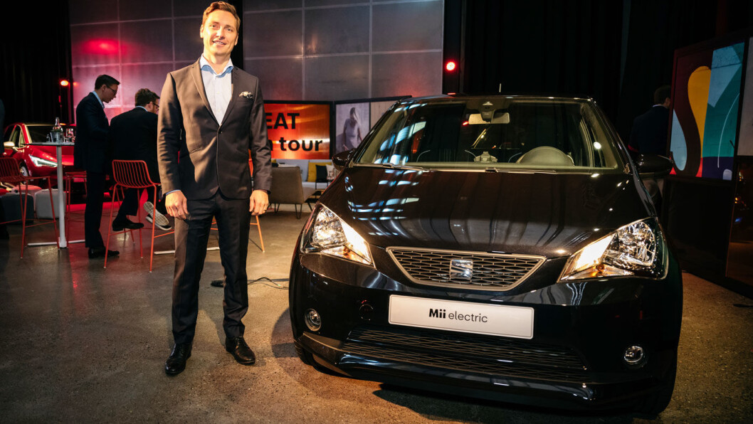 KLAR FOR SALG: SEAT Norge-sjef Ole Kristian Ågotnes kunne ønske biljournalister fra hele Europa velkommen til Oslo for å vise fram merkets første helelektriske bil, Mii Electric. KLAR FOR SALG: SEAT Norge-sjef Ole Kristian Ågotnes kunne ønske biljournalister fra hele Europa velkommen til Oslo for å vise fram merkets første helelektriske bil, Mii Electric.