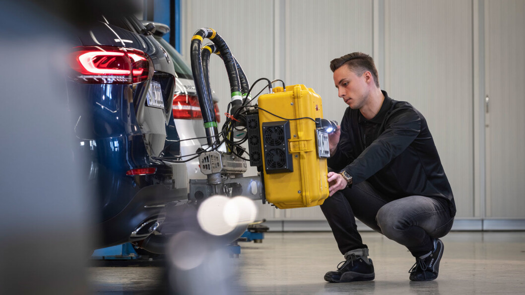 REN DIESEL: En moderne dieselbil fra Mercedes har lave NOx-utslipp, viser ferske tester. C-modellene 300 d og 220 d er nylig testet av både fagbladet «Auto motor und sport» og forbrukerorganisasjonen ADAC, med svært gode resultater. Foto: Daimler REN DIESEL: En moderne dieselbil fra Mercedes har lave NOx-utslipp, viser ferske tester. C-modellene 300 d og 220 d er nylig testet av både fagbladet «Auto motor und sport» og forbrukerorganisasjonen ADAC, med svært gode resultater. Foto: Daimler