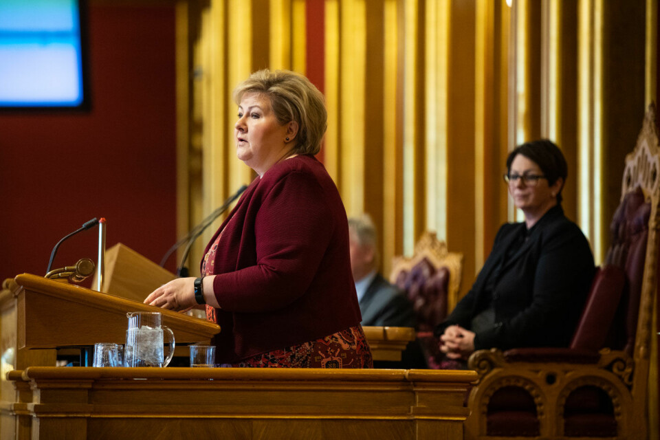 PAKKEPINE: Byvekstavtalene volder hodebry for statsminister Erna Solberg. Foto: Stortinget