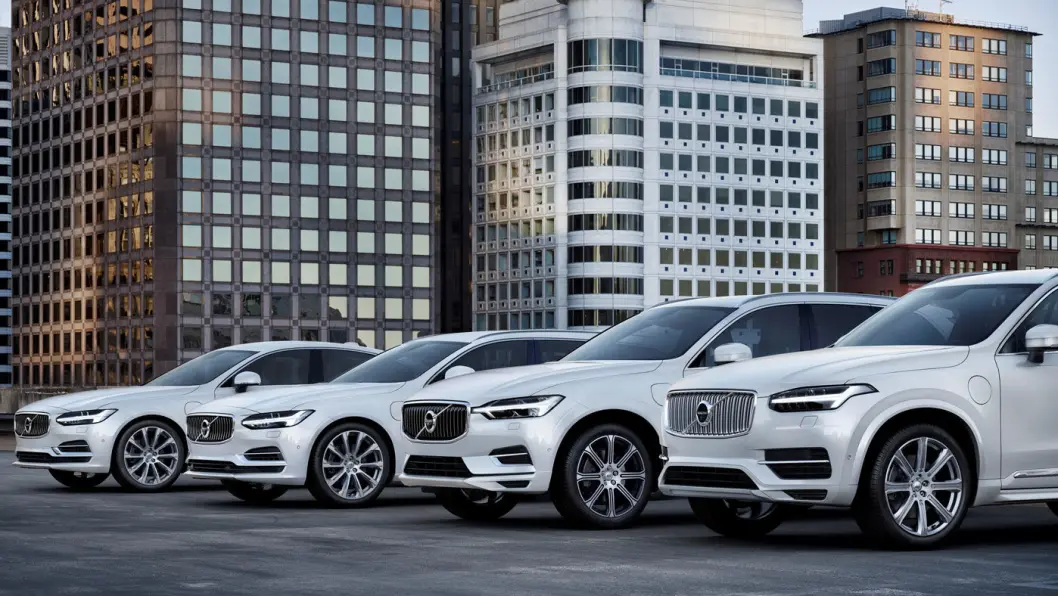 HVA SKJER? Ladehybrider generelt faller i salg, men Volvo – med denne serien av T8-modeller (fra venstre S90, V90, XC60 og XC90) – har en tredobling i plug-in-salget fra 2017. Foto: Volvo Car HVA SKJER? Ladehybrider generelt faller i salg, men Volvo – med denne serien av T8-modeller (fra venstre S90, V90, XC60 og XC90) – har en tredobling i plug-in-salget fra 2017. Foto: Volvo Car