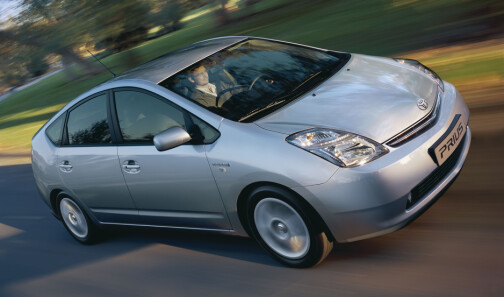Toyota høster kraftig kritikk for elbilmotstand
