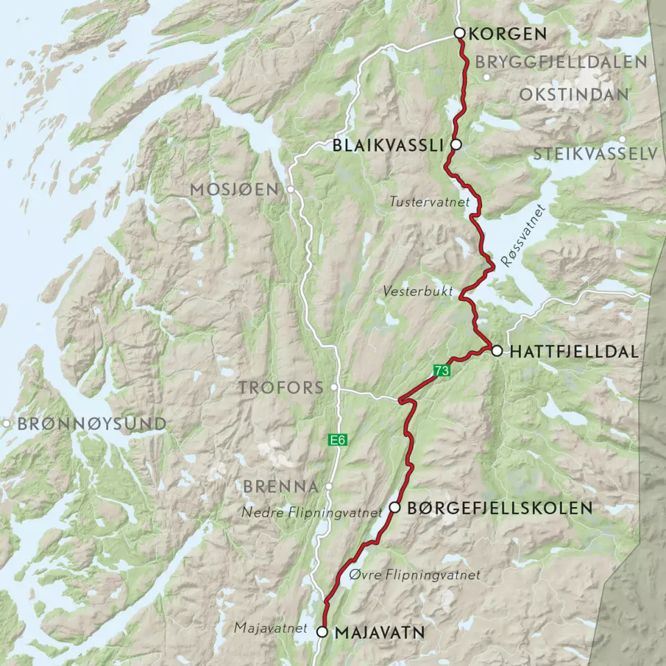 VEIFAKTA: Denne ruta følger FV274 fra Bjortjønna ved E6 i Grane, og så FV273 fra Leiren til Kløvimo. Derfra følges RV73 til FV291 i Hattfjelldal og videre til Bleikavasslia i Hemnes, og videre på FV806 frem til Korgen og E6. Strekningen er ca. 130 km og kjøretiden er 2 timer og 30 minutter, ifølge NAF Ruteplanlegger.