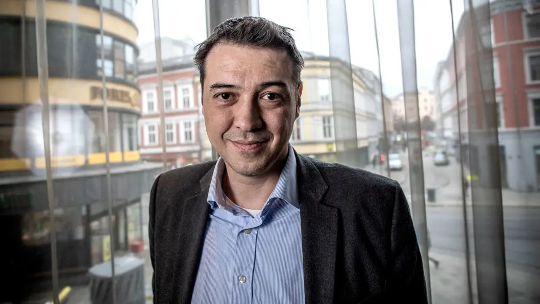 VENTER PÅ ET KODAK-ØYEBLIKK: Bilindustriens neste år vil bli krevende, tror Nissan-toppen Francesco Carranza. – For alle de tingene hvor vi idag har omsetning og fortjeneste, kommer til å bli borte, sier han. Foto: Tomm W. Christiansen VENTER PÅ ET KODAK-ØYEBLIKK: Bilindustriens neste år vil bli krevende, tror Nissan-toppen Francesco Carranza. – For alle de tingene hvor vi idag har omsetning og fortjeneste, kommer til å bli borte, sier han. Foto: Tomm W. Christiansen