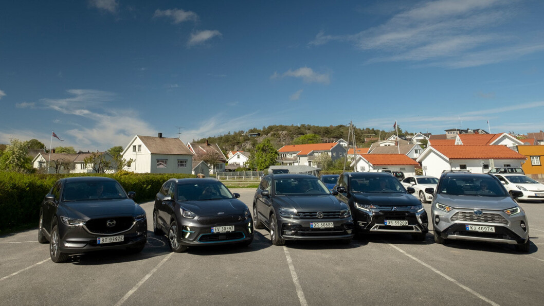 HVEM SKAL DU VELGE? Ingen tvil om at elbilen kommer billigst ut i vår pristest av fem SUV'er, men ventetiden på bilen er lenger enn lang. Foto: Jon Terje Hellgren Hansen HVEM SKAL DU VELGE? Ingen tvil om at elbilen kommer billigst ut i vår pristest av fem SUV'er, men ventetiden på bilen er lenger enn lang. Foto: Jon Terje Hellgren Hansen