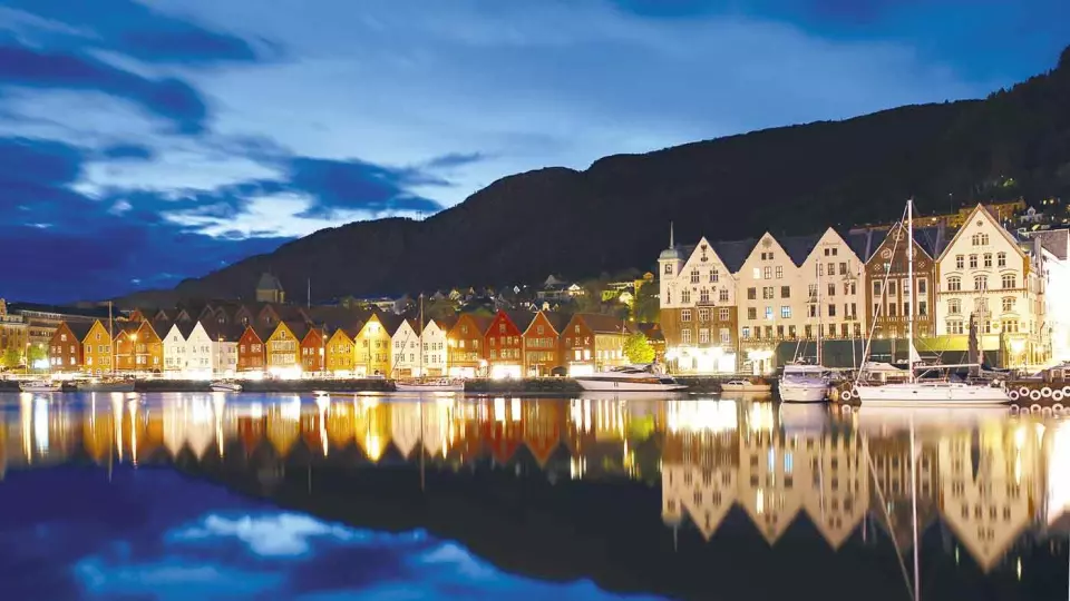EUROPAS STØRSTE TREBY: Bergen var i sin tid Nordens største by, og både rikshovedstad og kroningsby. Foto: Wikimedia