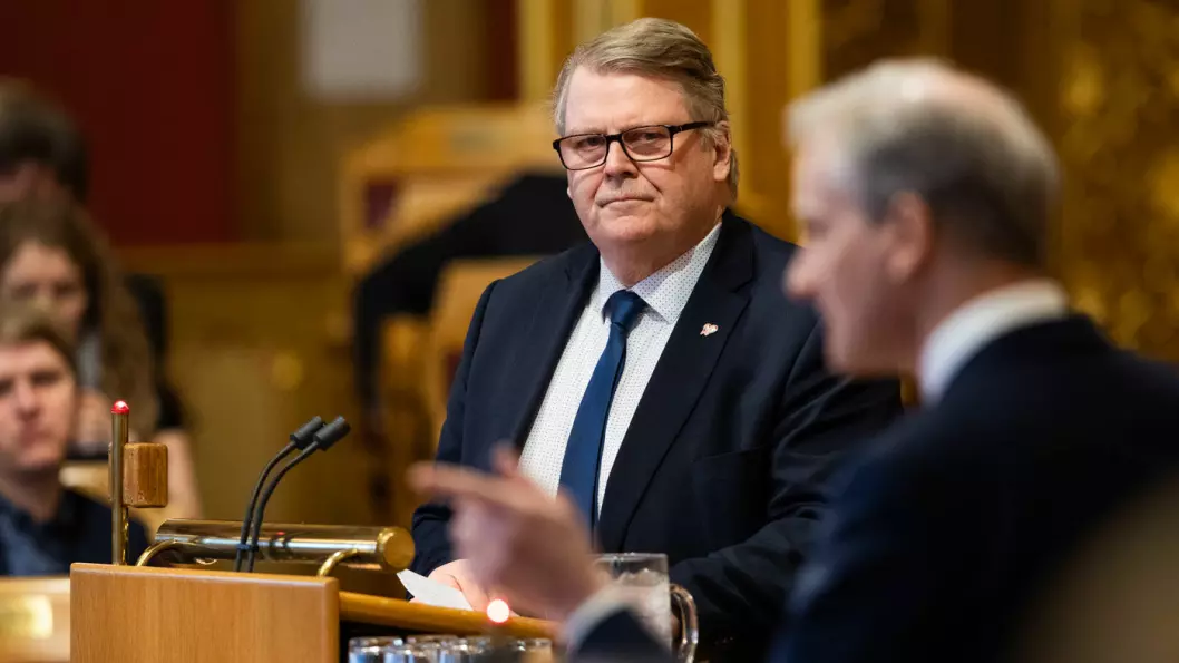 IKKE FERDIG: Heller ikke KrFs parlamentariske leder Hans Fredrik Grøvan mener det har ligget noe ferdig forhandlet utkast avtale på bordet for å løse bompengestriden i regjeringen. Foto: Stortinget